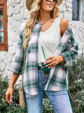 TYPICAL FALL POCKETED PLAID SHACKET - GREEN