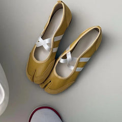Split-Toe Casual Ballet Flats Shoes Pu Leather Cross Band Mary Janes Shoes Streetwear Elegant Loafers