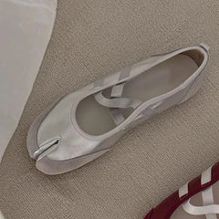 Split-Toe Casual Ballet Flats Shoes Pu Leather Cross Band Mary Janes Shoes Streetwear Elegant Loafers