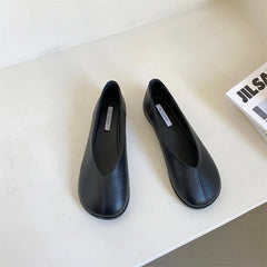 Retro Round Toe Loafers Solid Leather Flats Shallow V-Open Boat Mocasines Femmes Comfy Slip On Daily Walking Shoes Ladies