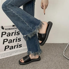 Soft Sole Slip-on Slippers Casual Flat Shoes Slipper Casual Flip Flops Ladies