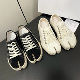 Canvas Tabi Sneakers Split Toe Flats Low Top Tabi Shoes Pig Hoof Shoes Loafers Zapatos De Mujer