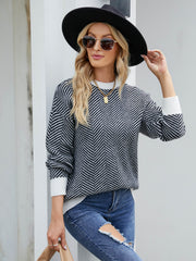 PRISCINE KNIT SWEATER - BLACK