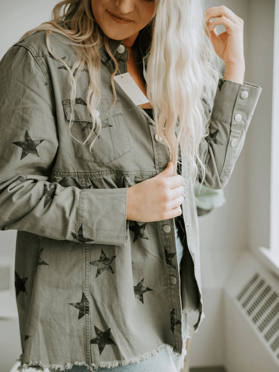ALL ALIGNED FRAYED STAR DISTRESSED DENIM SHACKET - OLIVE
