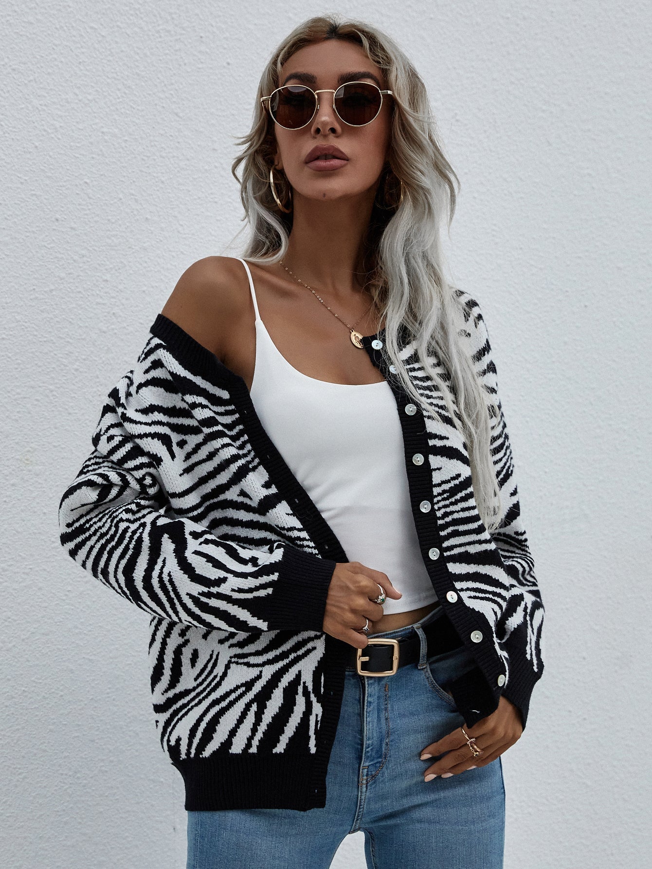 Tiger Year Animal Patterned Knit Cardigan - Black