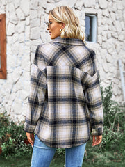 TYPICAL FALL POCKETED PLAID SHACKET - BLACK