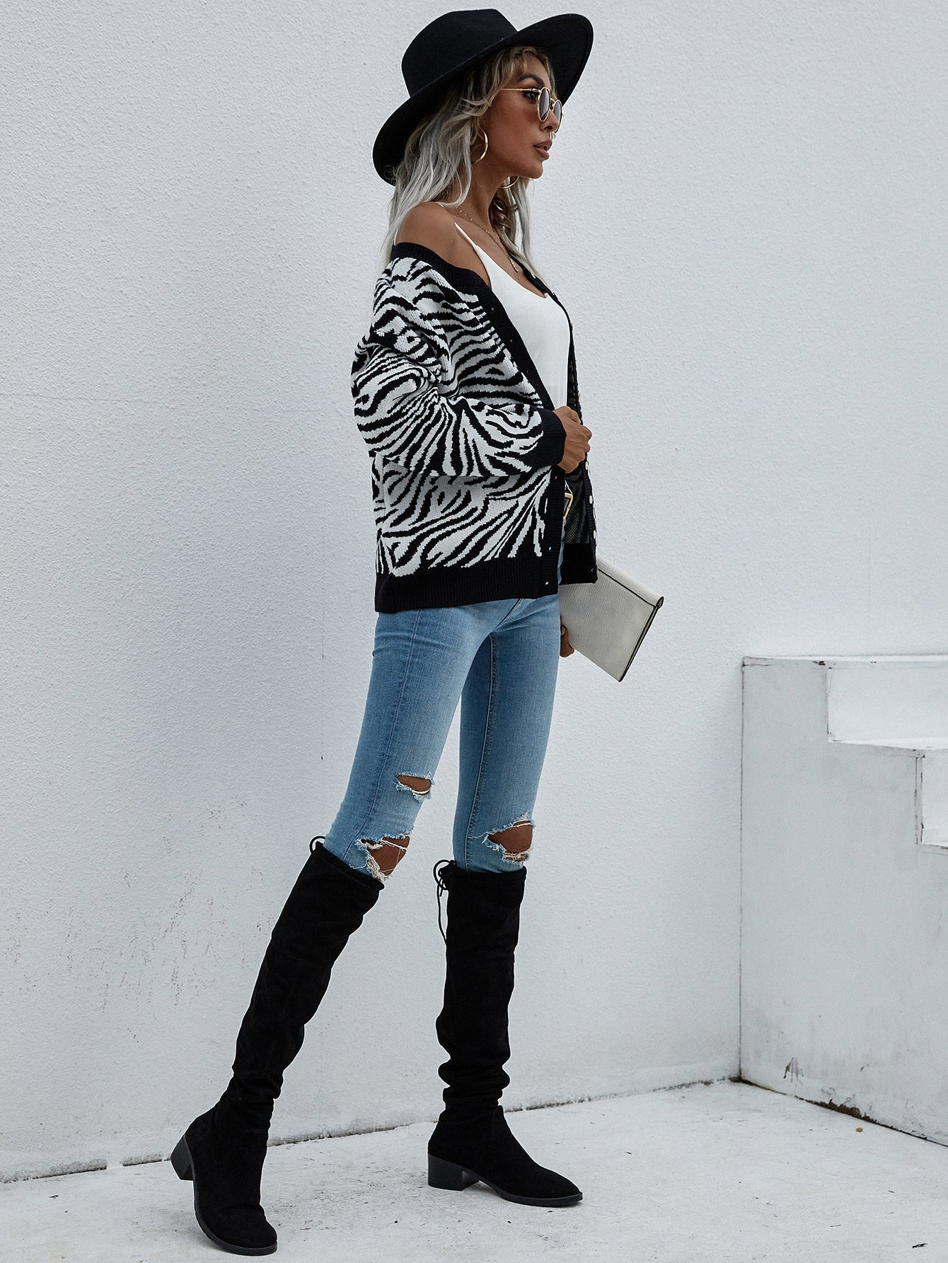 Tiger Year Animal Patterned Knit Cardigan - Black
