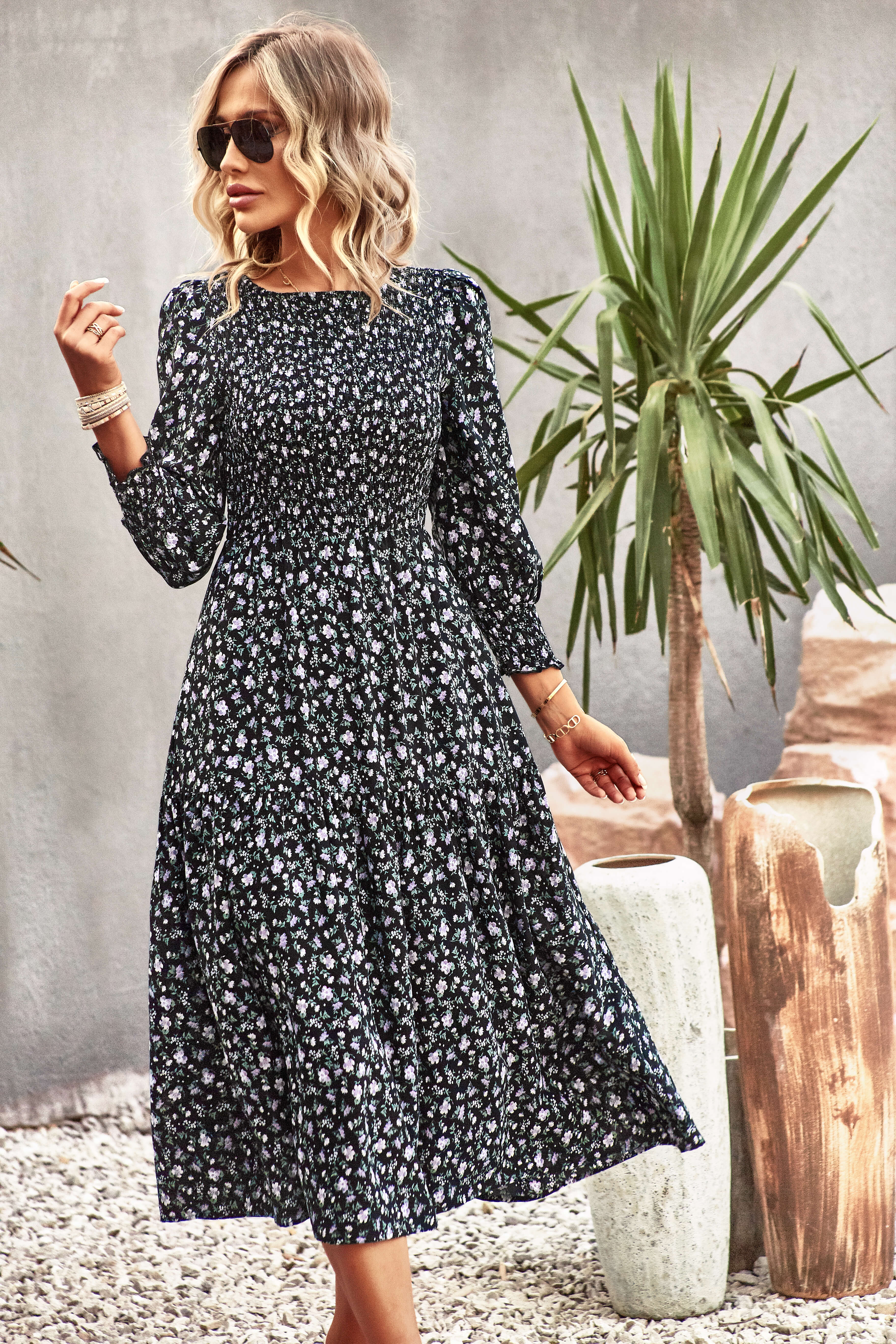 TRADING PLACES FLORAL MIDI DRESS - BLACK