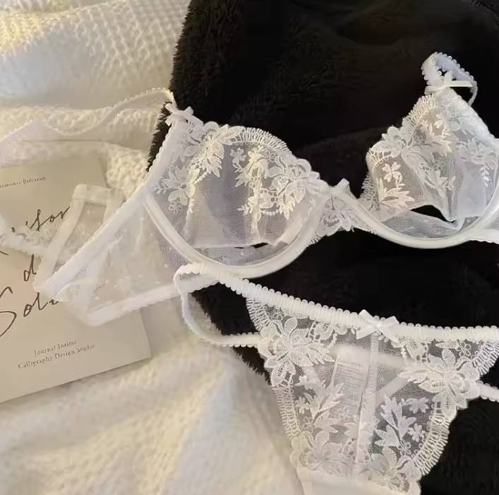 Breathable Half Cup Underwire Lace No Sponge Heatwave-Friendly Lingerie Set