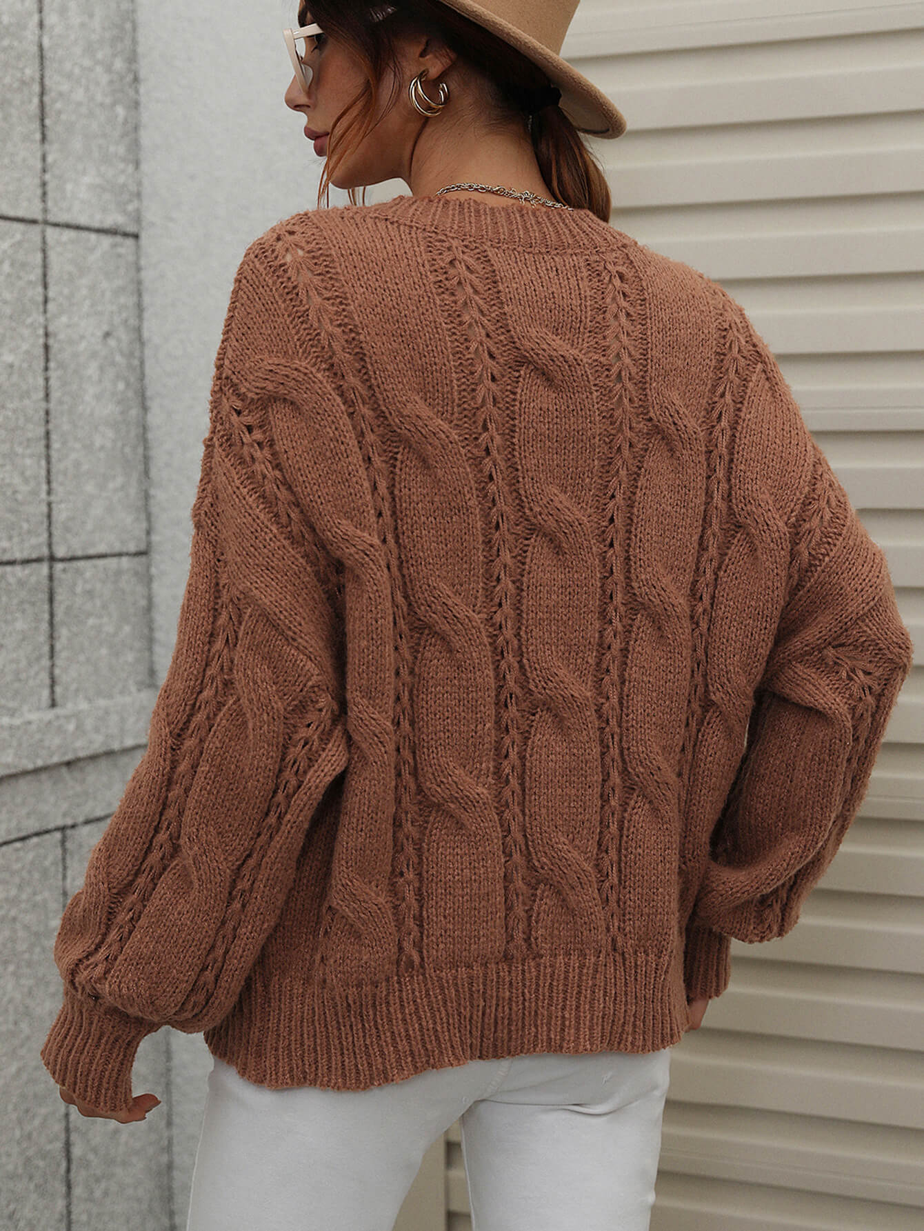 ZINNY KNIT SWEATER - BROWN
