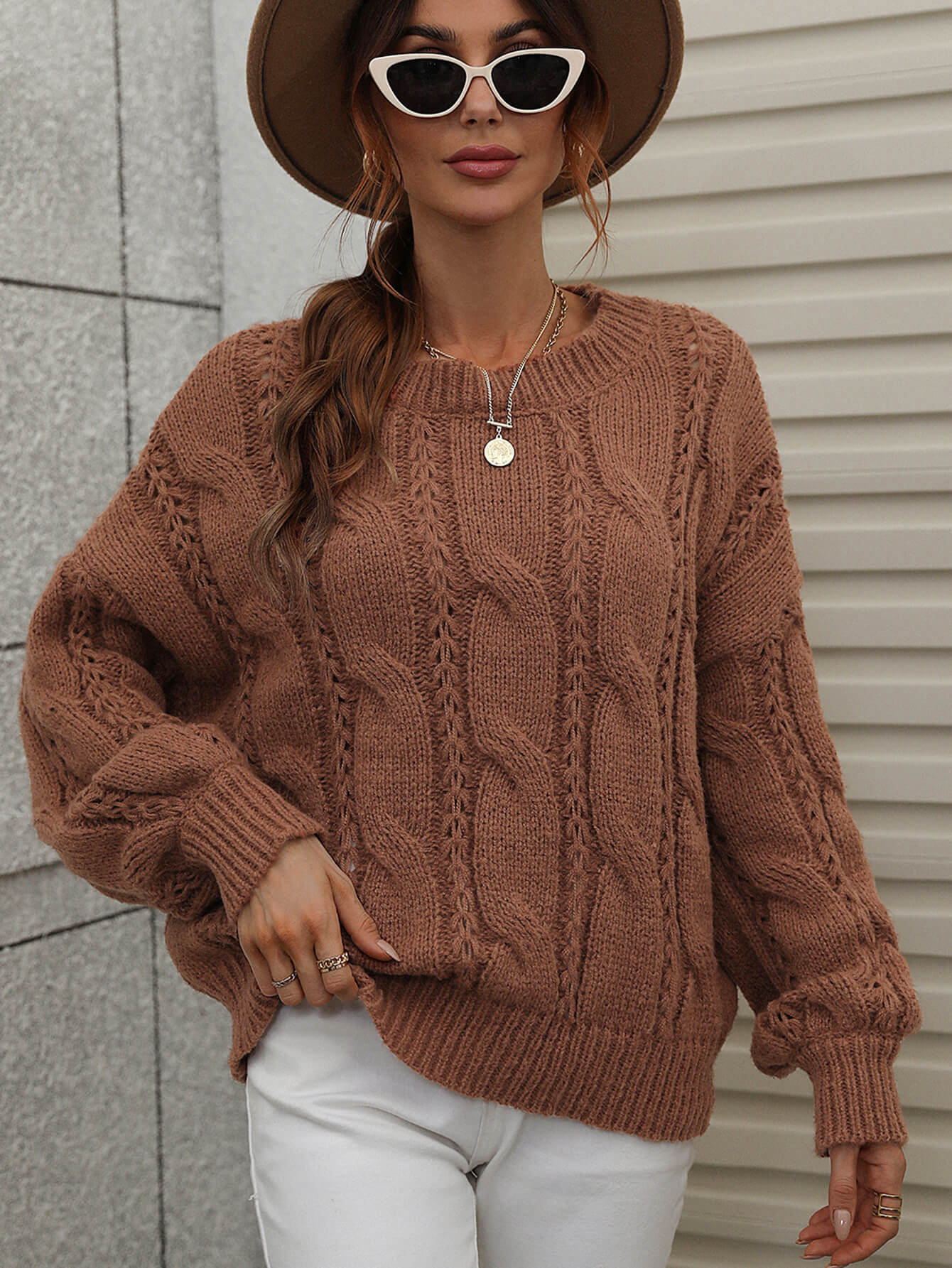 ZINNY KNIT SWEATER - BROWN