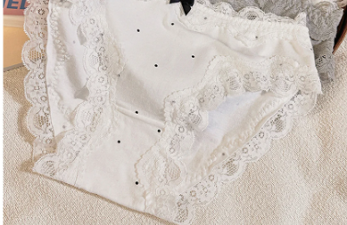 Casual Breathable Solid Lace Comfortable Middle Waist Triangle Dots Panties