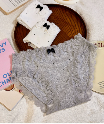 Casual Breathable Solid Lace Comfortable Middle Waist Triangle Dots Panties
