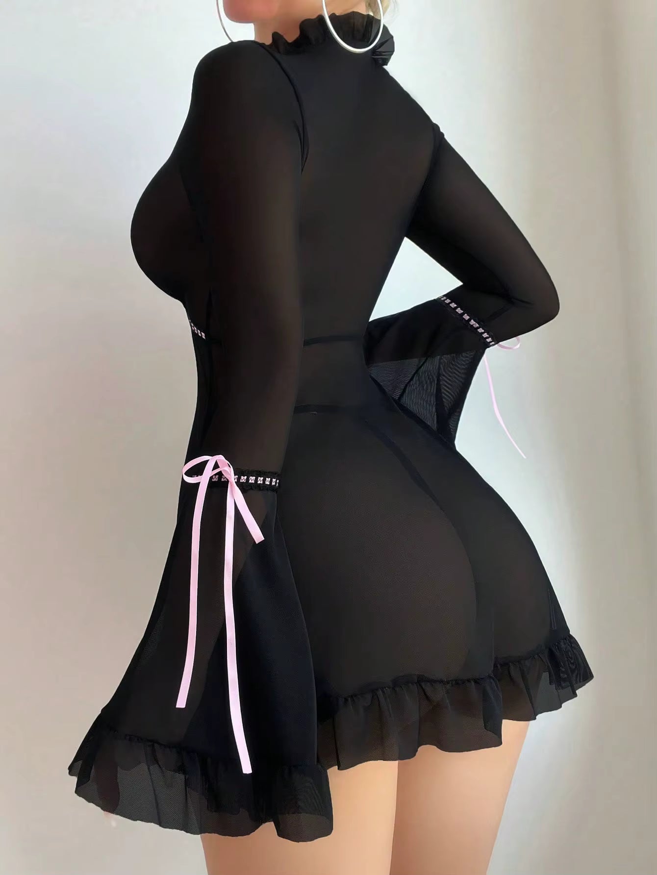 Casual Ruffles Flare Sleeve Frill Trim Deep-V Neck Short Mini Dresses