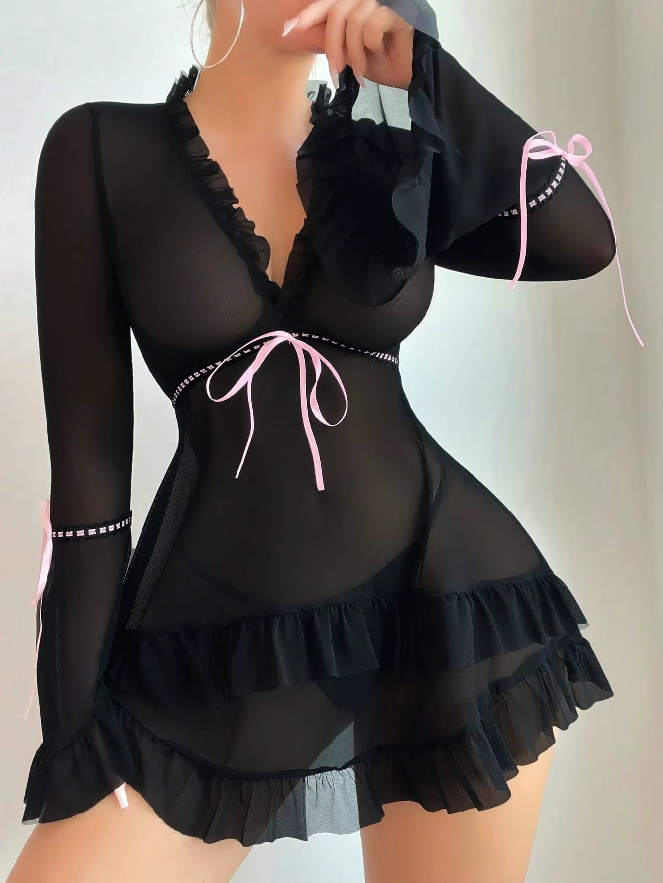 Casual Ruffles Flare Sleeve Frill Trim Deep-V Neck Short Mini Dresses