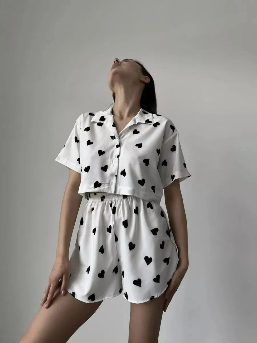 Elegant Love Print Short-Sleeved Slit Shorts Pajamas Set