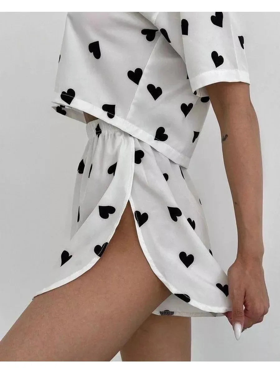 Elegant Love Print Short-Sleeved Slit Shorts Pajamas Set