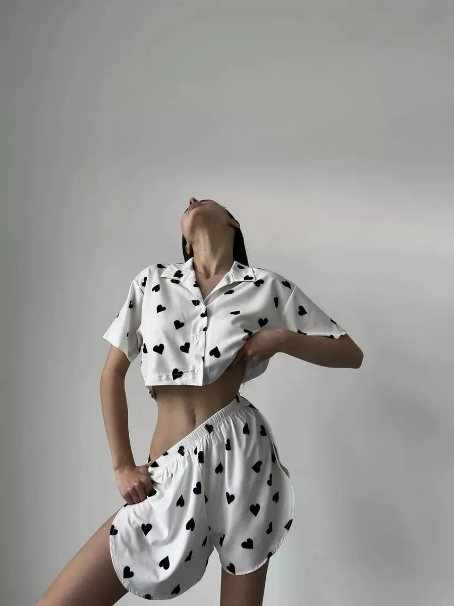 Elegant Love Print Short-Sleeved Slit Shorts Pajamas Set