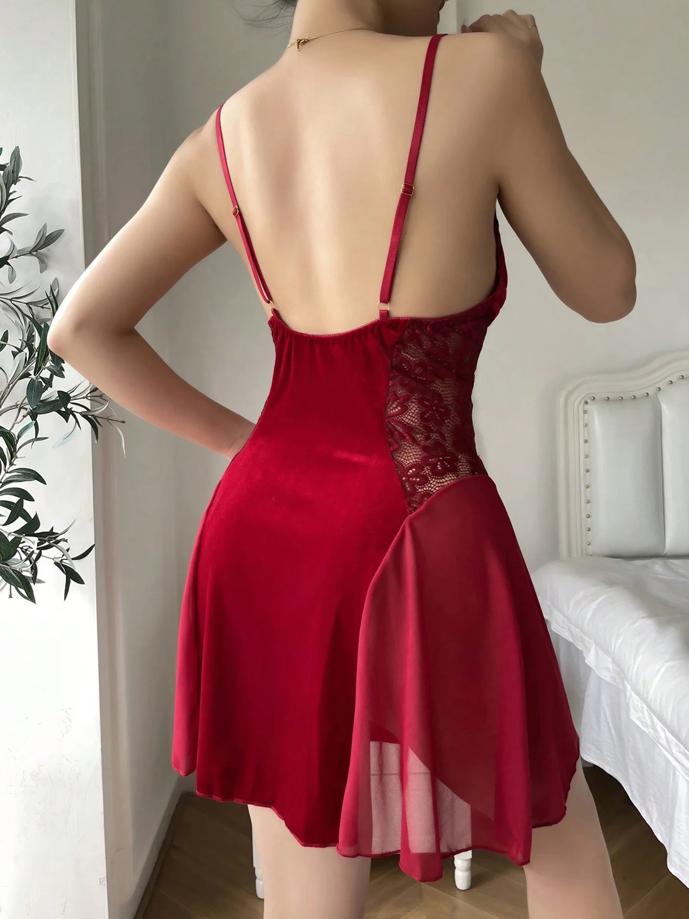 Elegant Velvet Mesh Splicing Sling V-neck Dew Shoulder Fit And Flare Dress