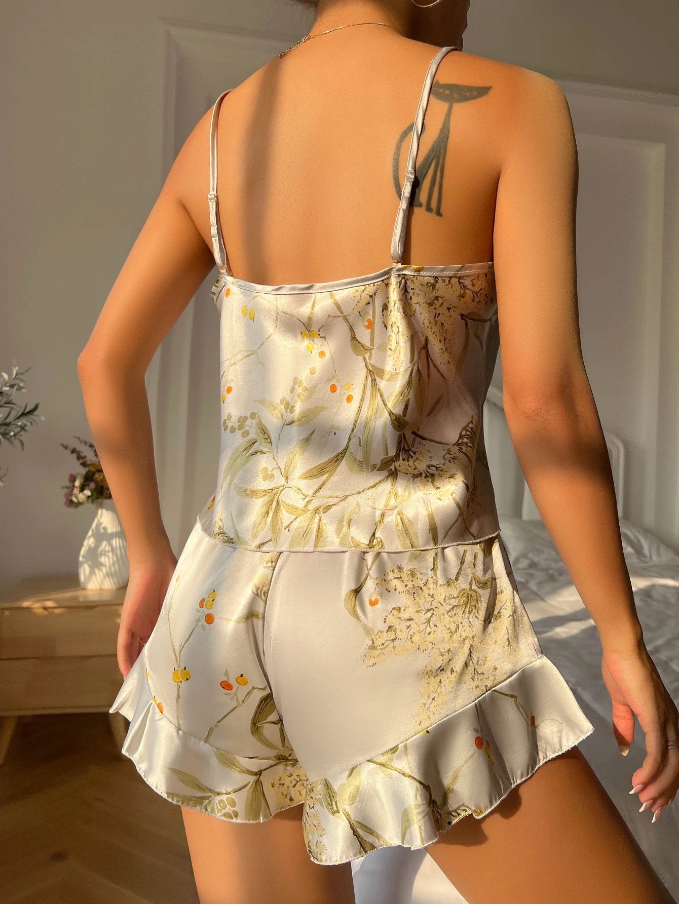 Floral Print Sleeveless Cami Tops Ruffle Hem Shorts Pajama Set