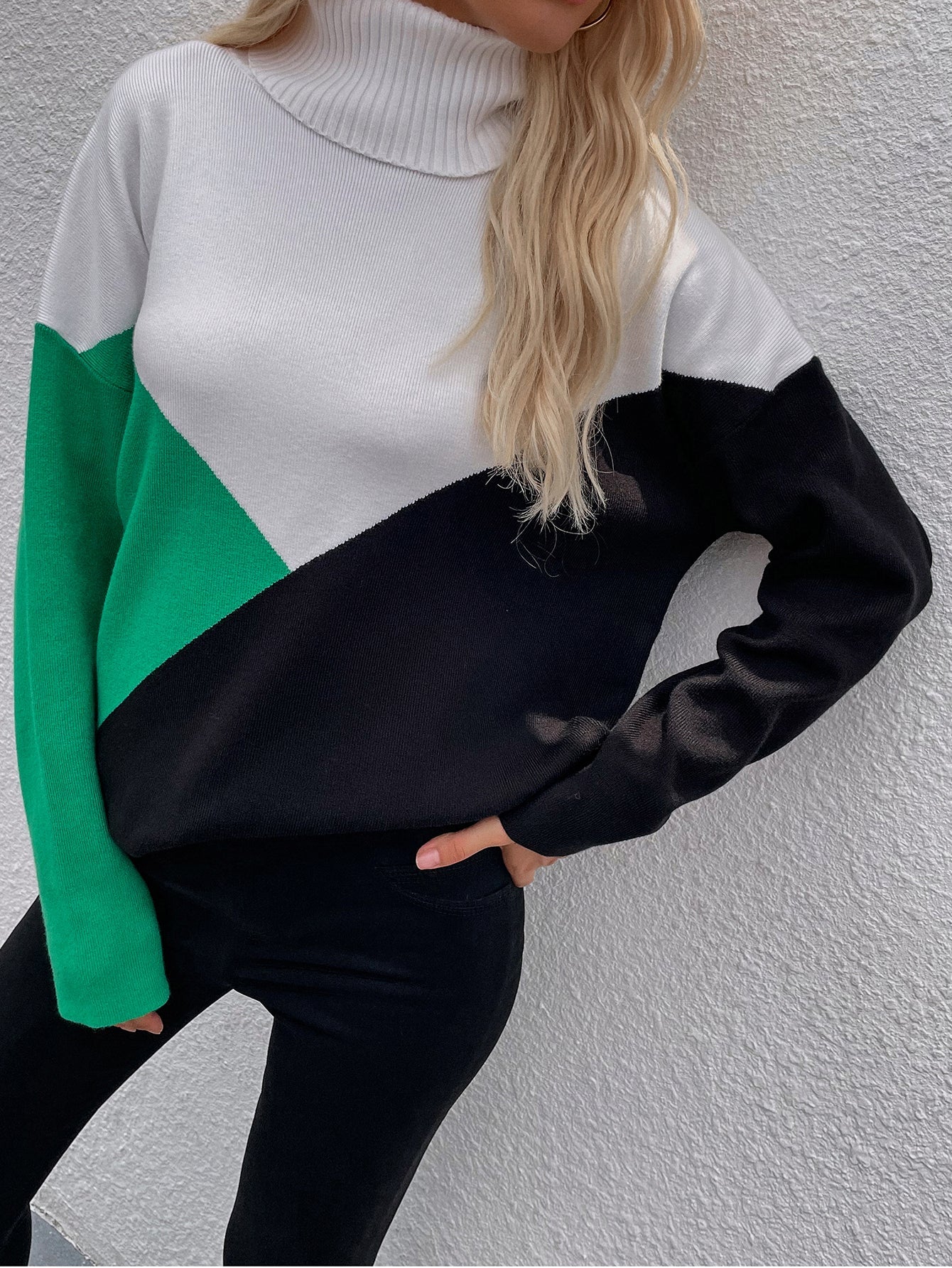 DULCIE Green Color Block Turtleneck Knit Sweater