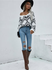 Geometric Pattern Ripped Side Hem Sweater - Cream
