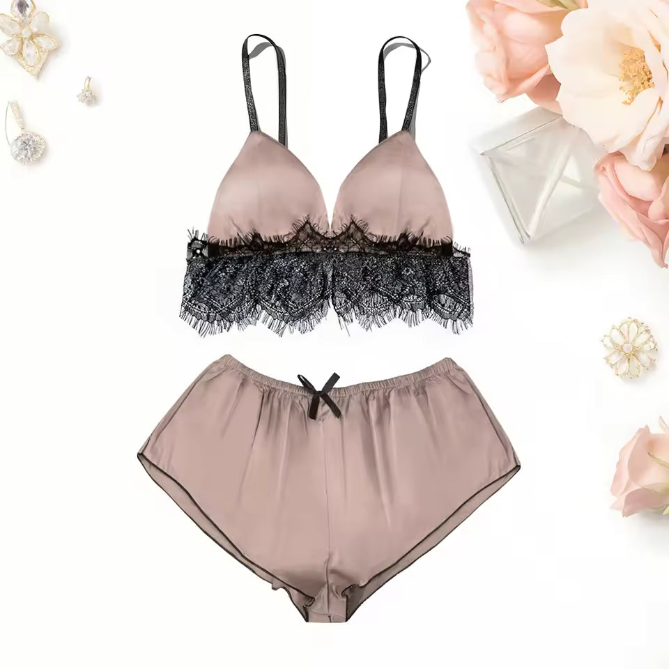 Lace Solid Color Comfortable Breathable Suspender Shorts Set
