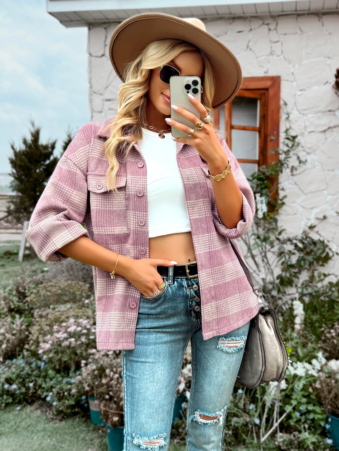 DISTRESSED PLAID SHACKET - PINK