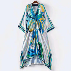Plus Size Batwing Sleeve Totem Print V-Neck Loose Robe Dress