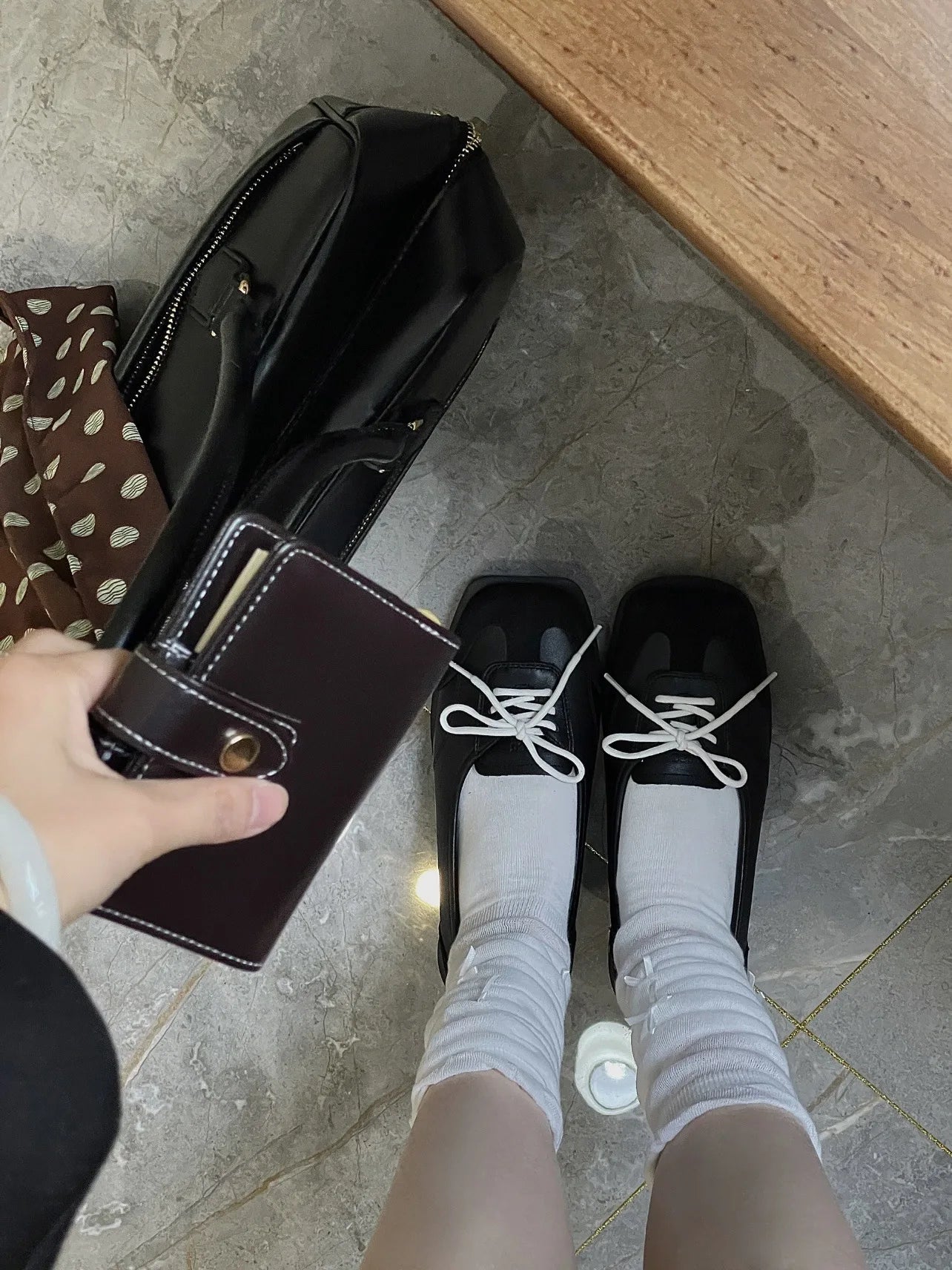 Shallow Sport Ballet Shoes Square Toe Round Flat Bottom Cross Tied Mixed Colors Mary Jane Shoes Slip on Shoes