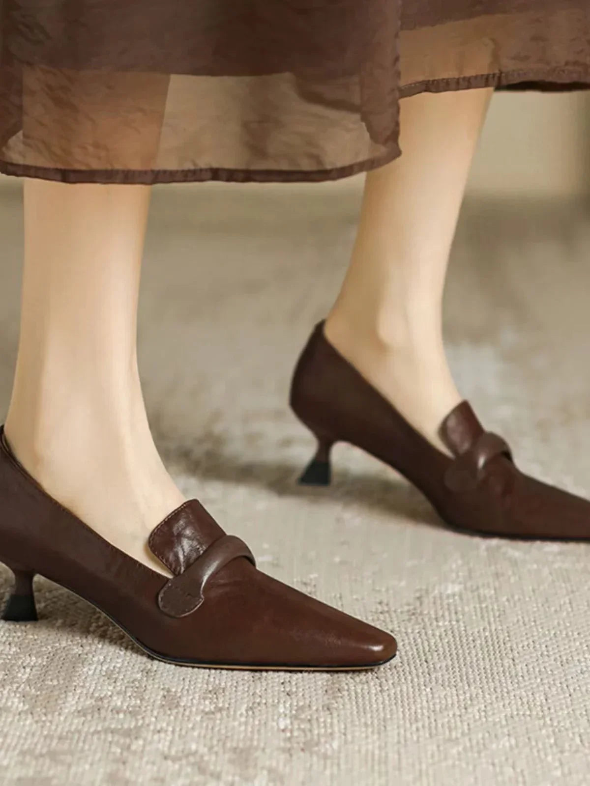 French retro temperament low-heeled shoes leather pointed high heels small leather shoes large size 43