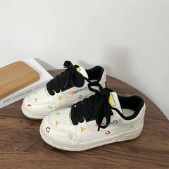 Casual Low-Top Student Sport Sneakers All-MatchLetters Graffiti Thick Bottom Shoes Tenis De Mujer