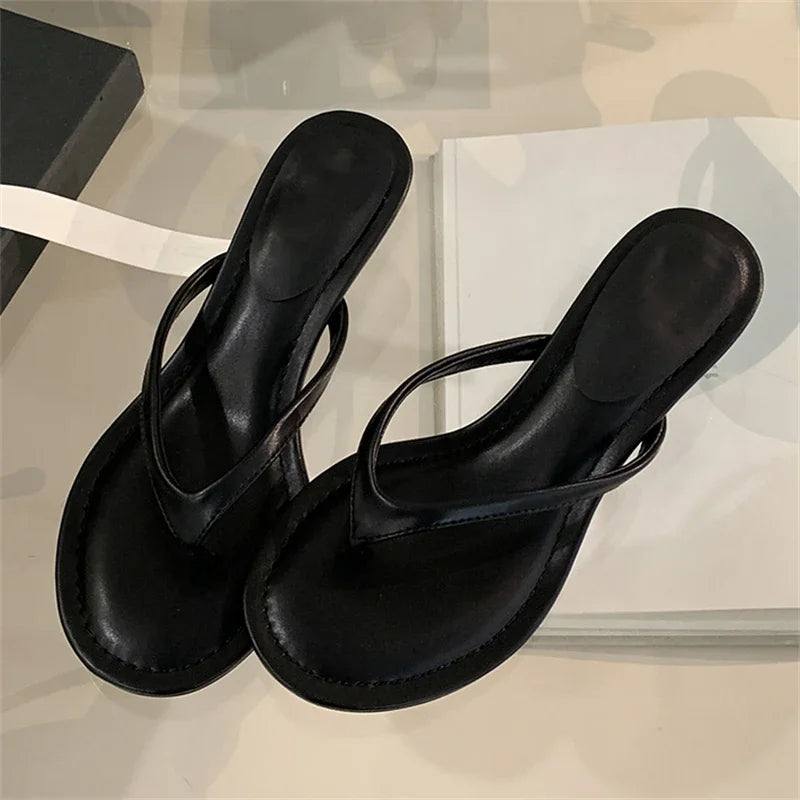 Thin Low Heels Slippers Round Clip Toe Beach Casual Sandals Flip Flops Shoes Zapatos De Mujer