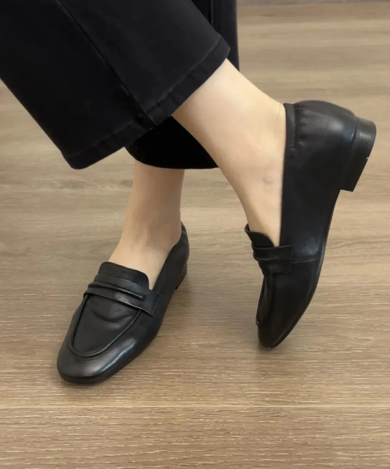 British Style Casual Lightweight Flat Shoes Office Retro Leather Loafers Flats