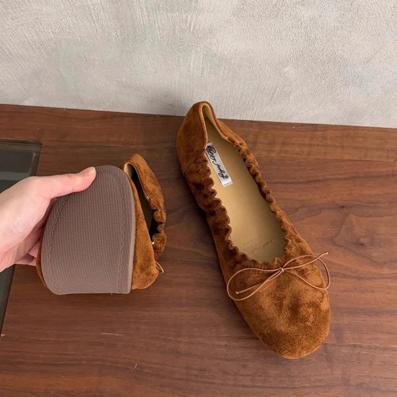 Brand Flat Shoes Round Toe Pleated Shallow Slip On Boat Shoes Soft Flat Heel Single Shoes