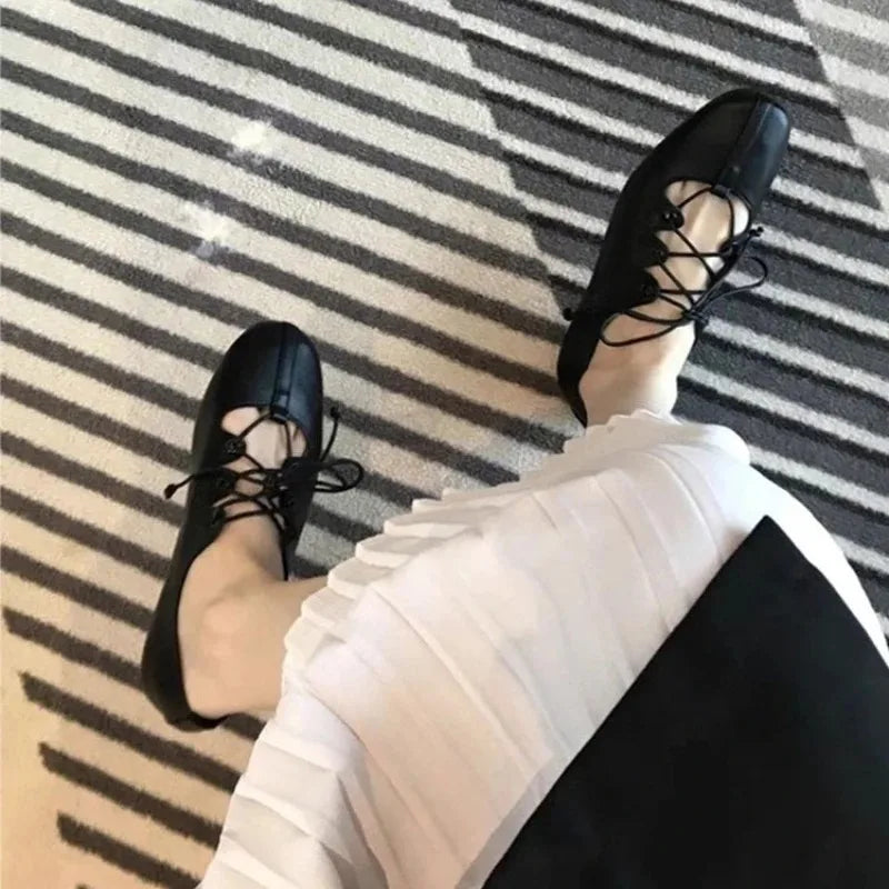 Ballet Shallow Flat Shoes Soft Commuting Retro Cross-laced Flat Mary Jane Shoes