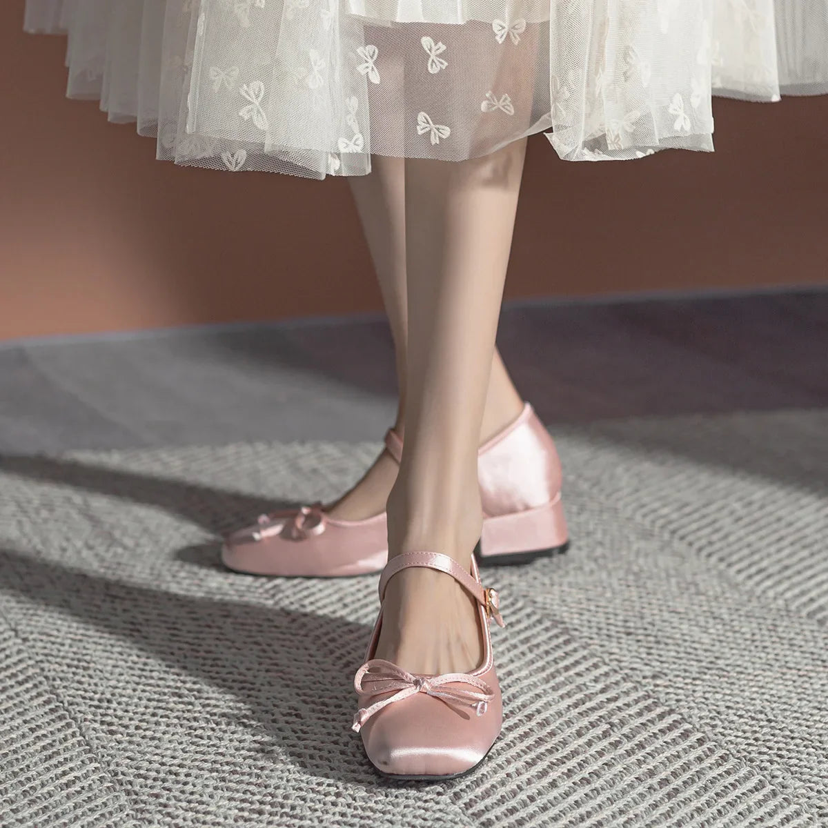Women/girl's Pink Silk pumps sweet bowtie mary janes shoes woman square toe silk tacones ballerina shoes med-hgh heels bow shoes