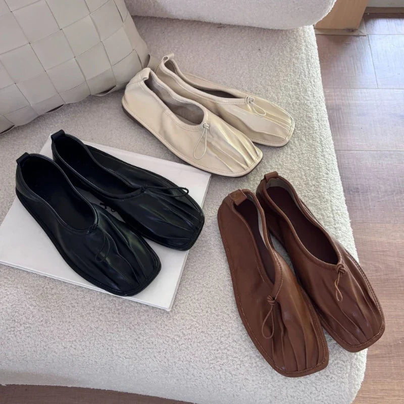 Pleated Retro Casual Flat Shoes Loafers Soft Sole Comfort Office Shoes Light Soft Leather Brand Ballet Flats