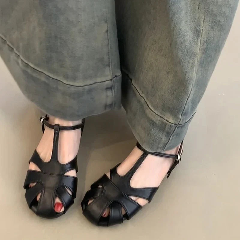 Retro Style Hollow Out Flats Sandals Party Dress Gladiator Shoes Zapatos De Mujer