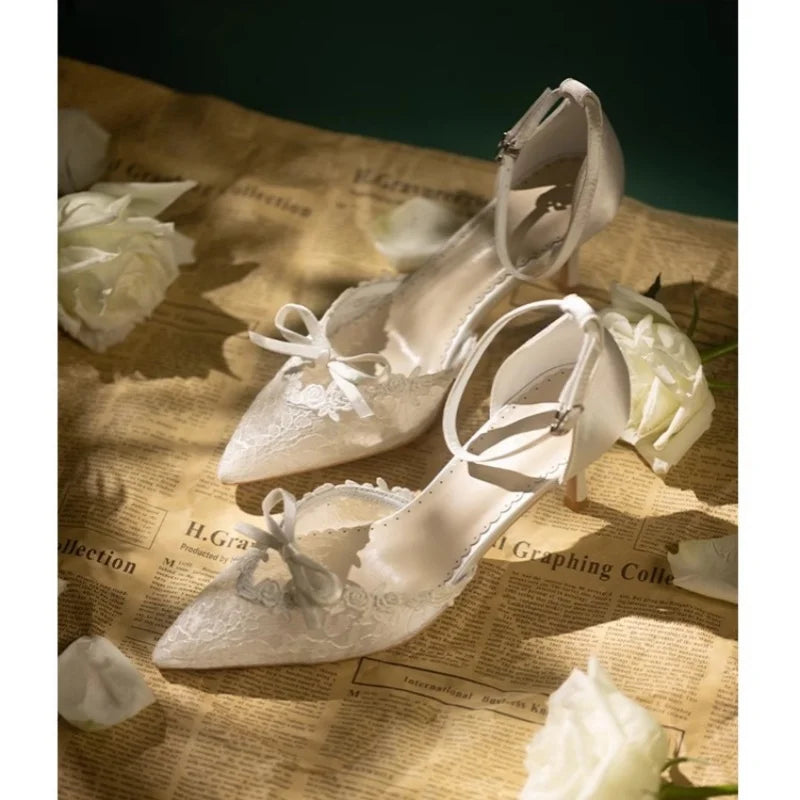 and pointed hollow lace bow low-heeled wedding shoes thin high-heeled banquet dress small size sandals
