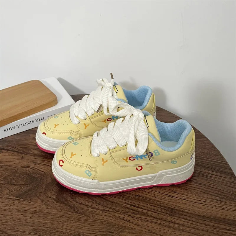 Casual Low-Top Student Sport Sneakers All-MatchLetters Graffiti Thick Bottom Shoes Tenis De Mujer