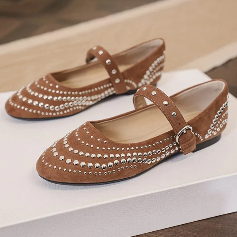 Retro Rivet Mary Jane Shoes Belt Buckle Shallow Round Toe Single Shoes Suede Elegant Ladies