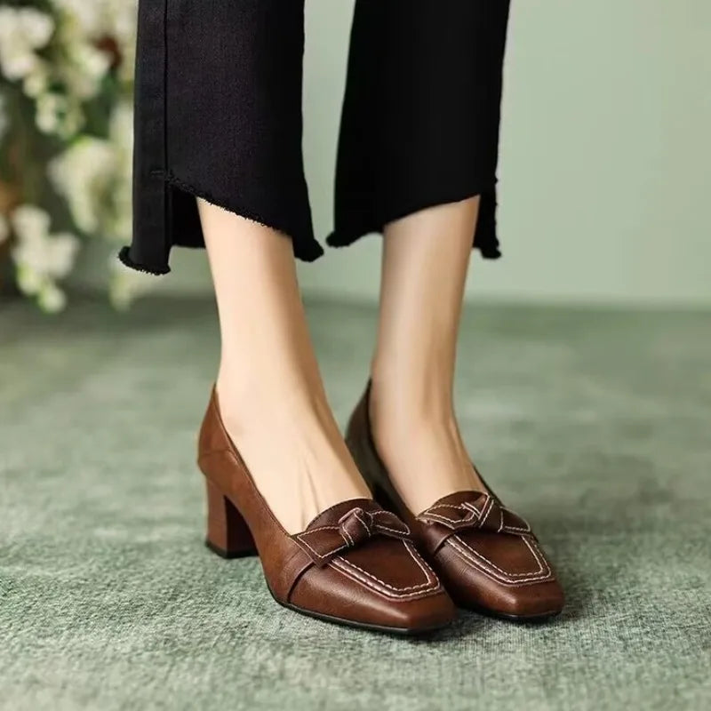 retro square toe high heels and butterfly decorative office girl mid-heeled shoes