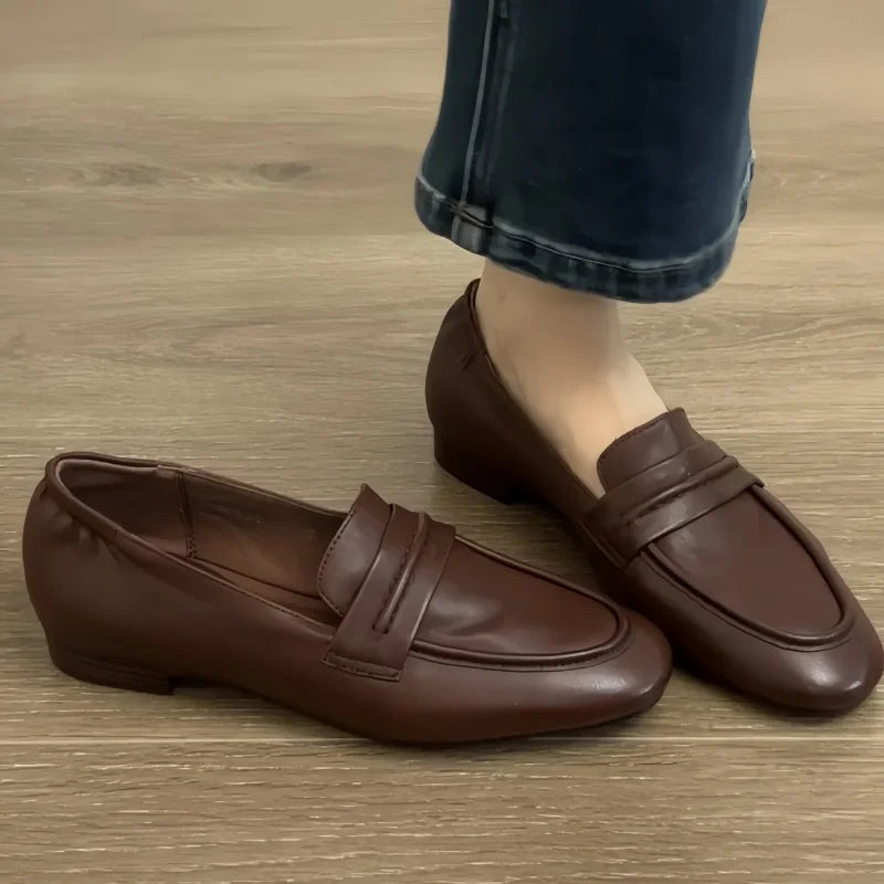 British Style Casual Lightweight Flat Shoes Office Retro Leather Loafers Flats