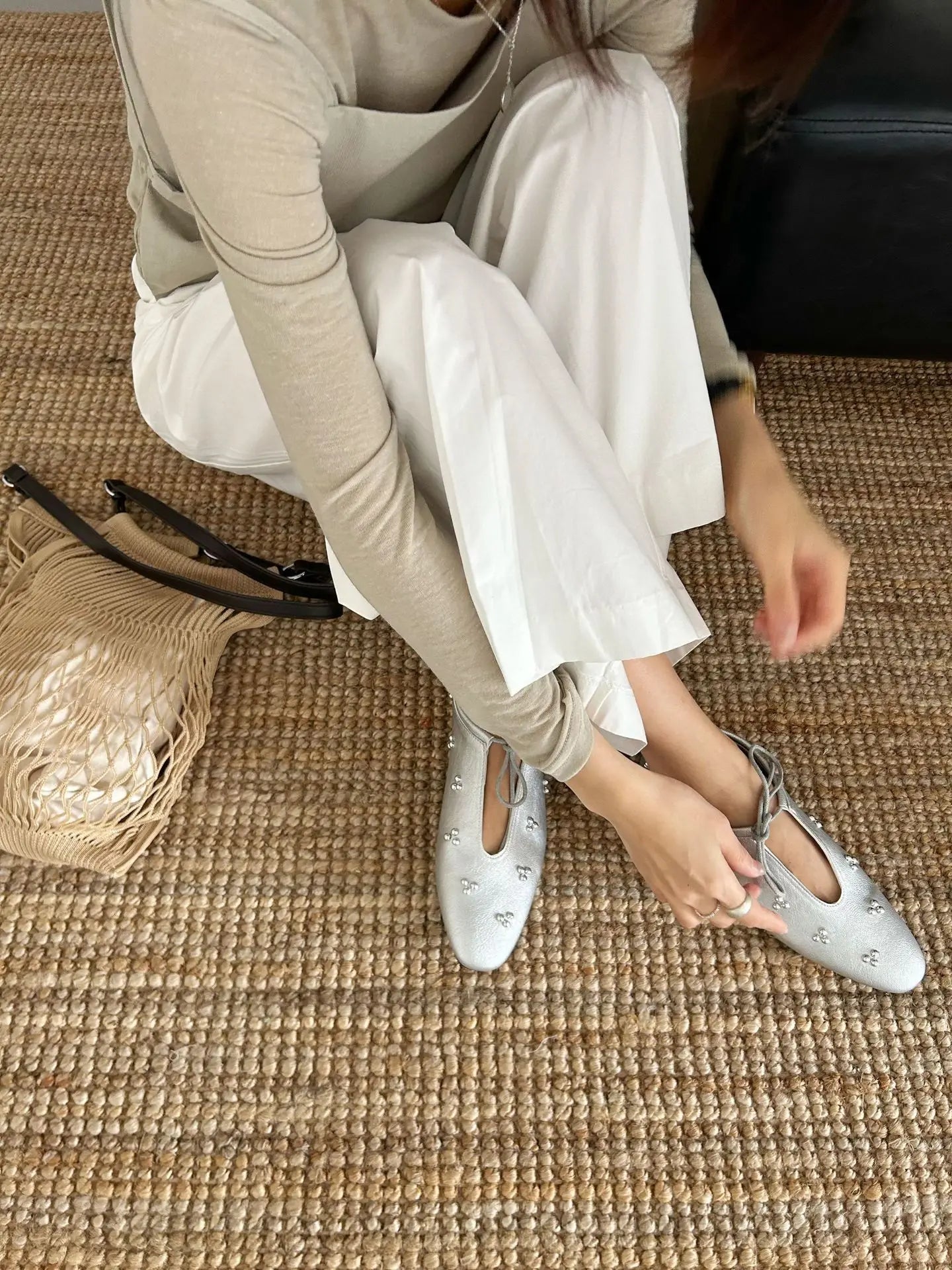 Metal Rivet Decoration Shallow Mouth Ballet Flats High Quality Soft Bottom Lacing Flat Shoes Casual Comfy Shoes