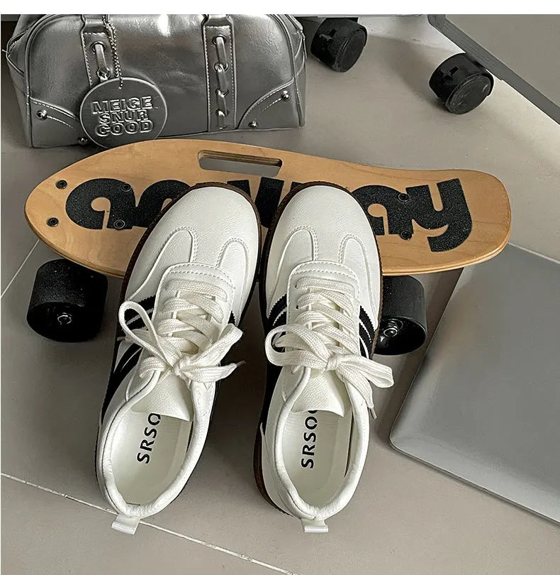 Retro Design Low Top Thick Soled Casual Sports Shoes