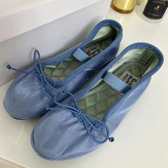 Rarely-seen ballet shoes