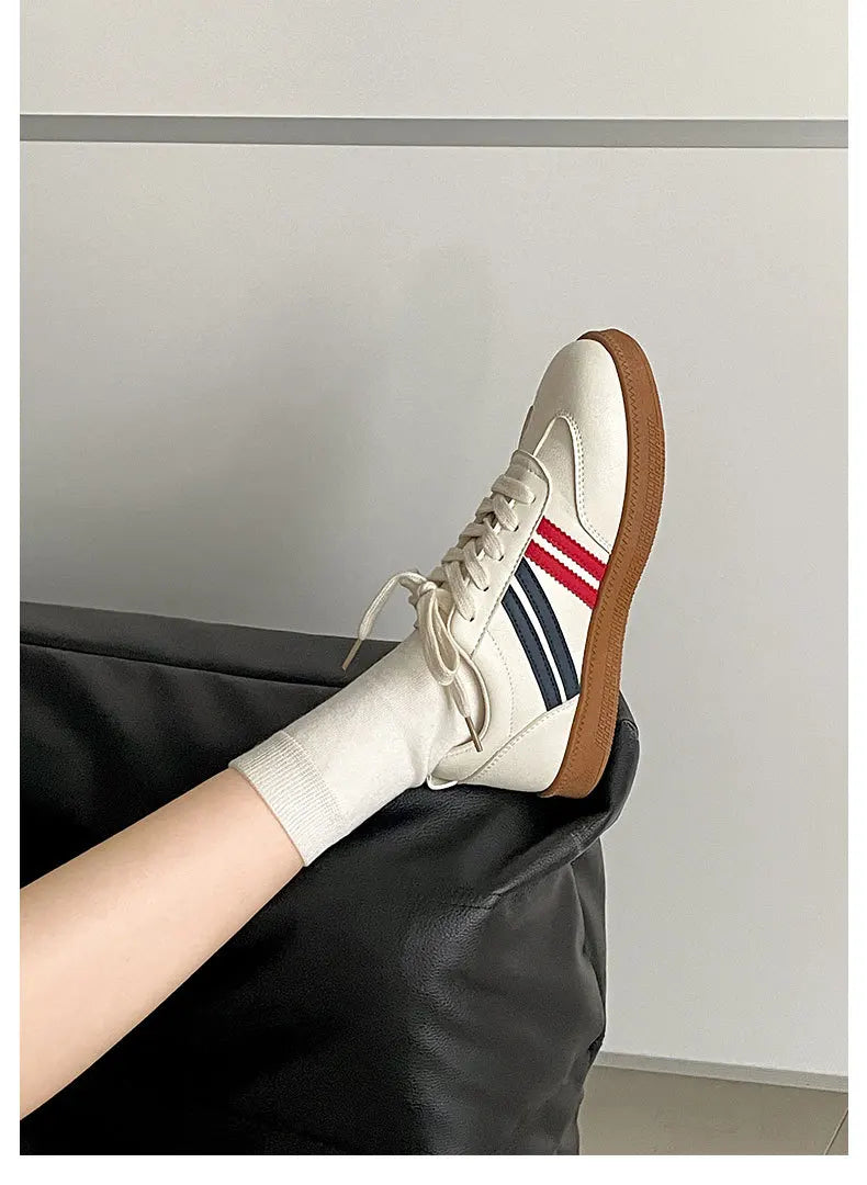 Retro Design Low Top Thick Soled Casual Sports Shoes