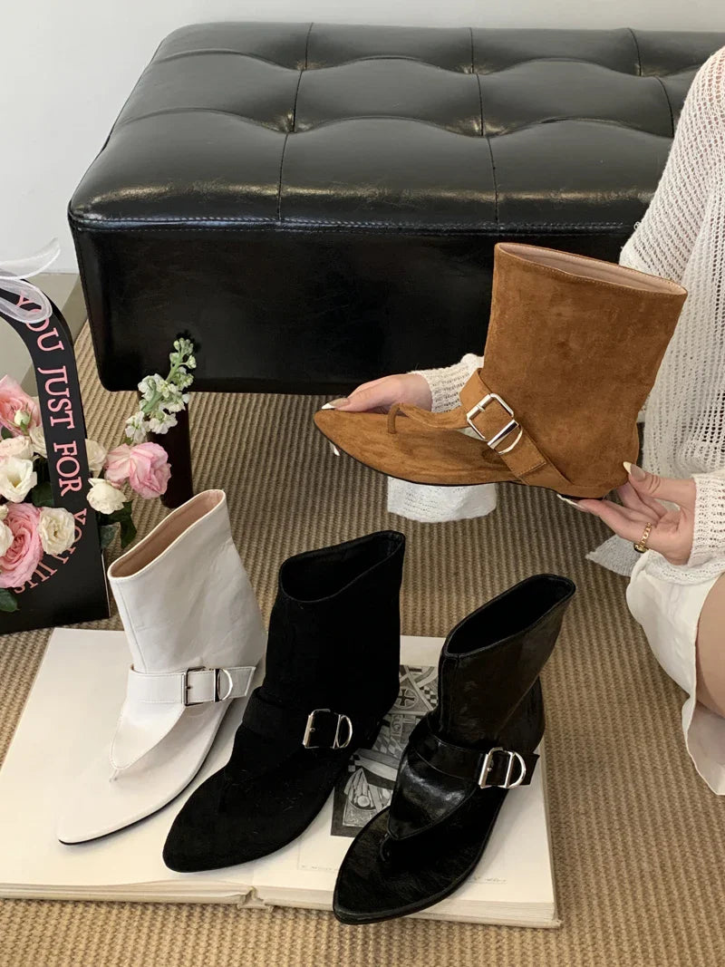 White Sandals Woman Thong Low Heels Ankle Boots Shoes Punk Black Sandals Brown Flip Flops Sandales Femmes 2025