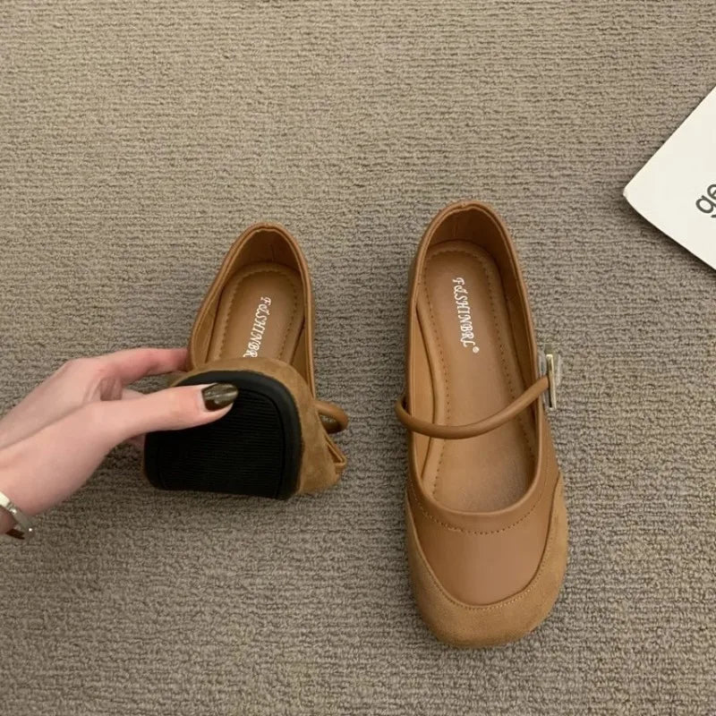 Leather Shallow Soft Sole Casual Mary Jane Shoes French Metal Buckle Flat Shoes
